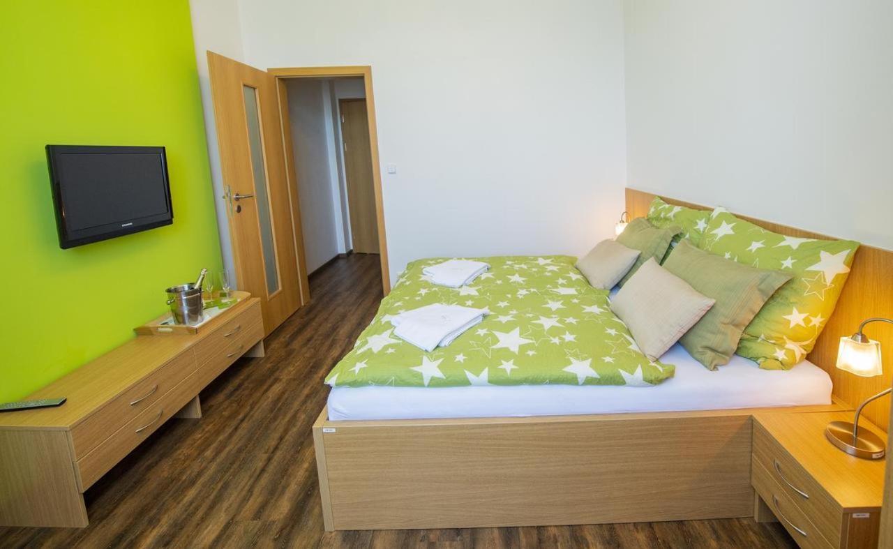 Hotel Berounka Hrebecniky エクステリア 写真